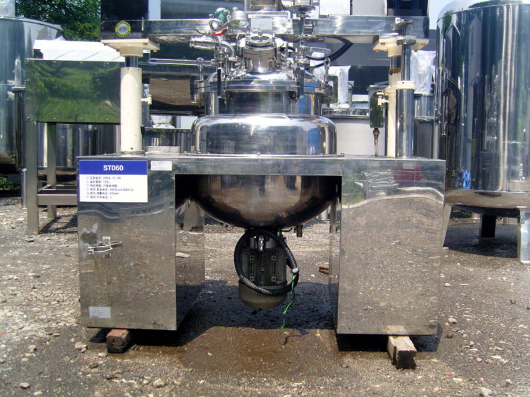 SNC12403